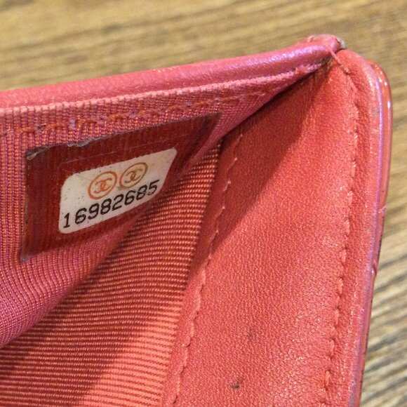 Chanel Patent Quilted Zip Pocket Wallet Coral - Picture 13 of 14
